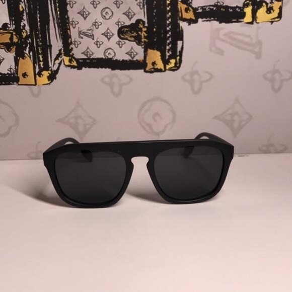 New Authentic Burberry BE4396U 3464/87 Sunglasses","description":"✨ New Authenti - Picture 12 of 13